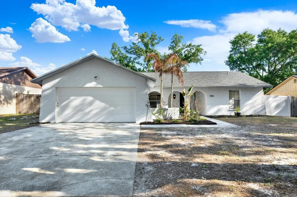 7516 S Sanibel Circle Temple Terrace FL 33637
