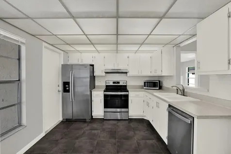7516 S Sanibel Circle Temple Terrace FL 33637