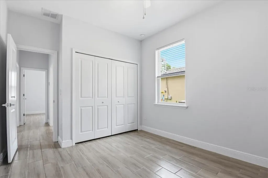 959 11th Avenue Deland FL 32724