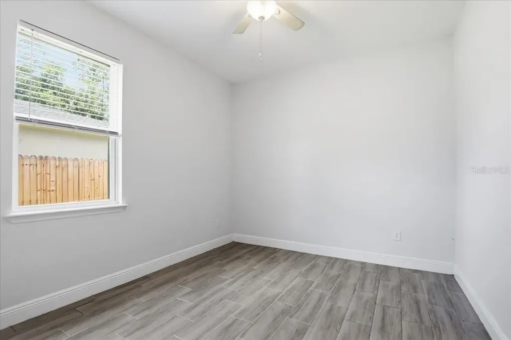 959 11th Avenue Deland FL 32724