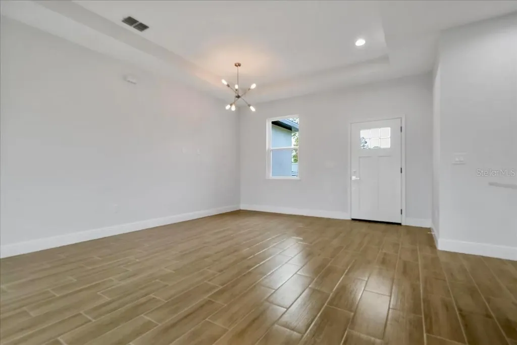 959 11th Avenue Deland FL 32724