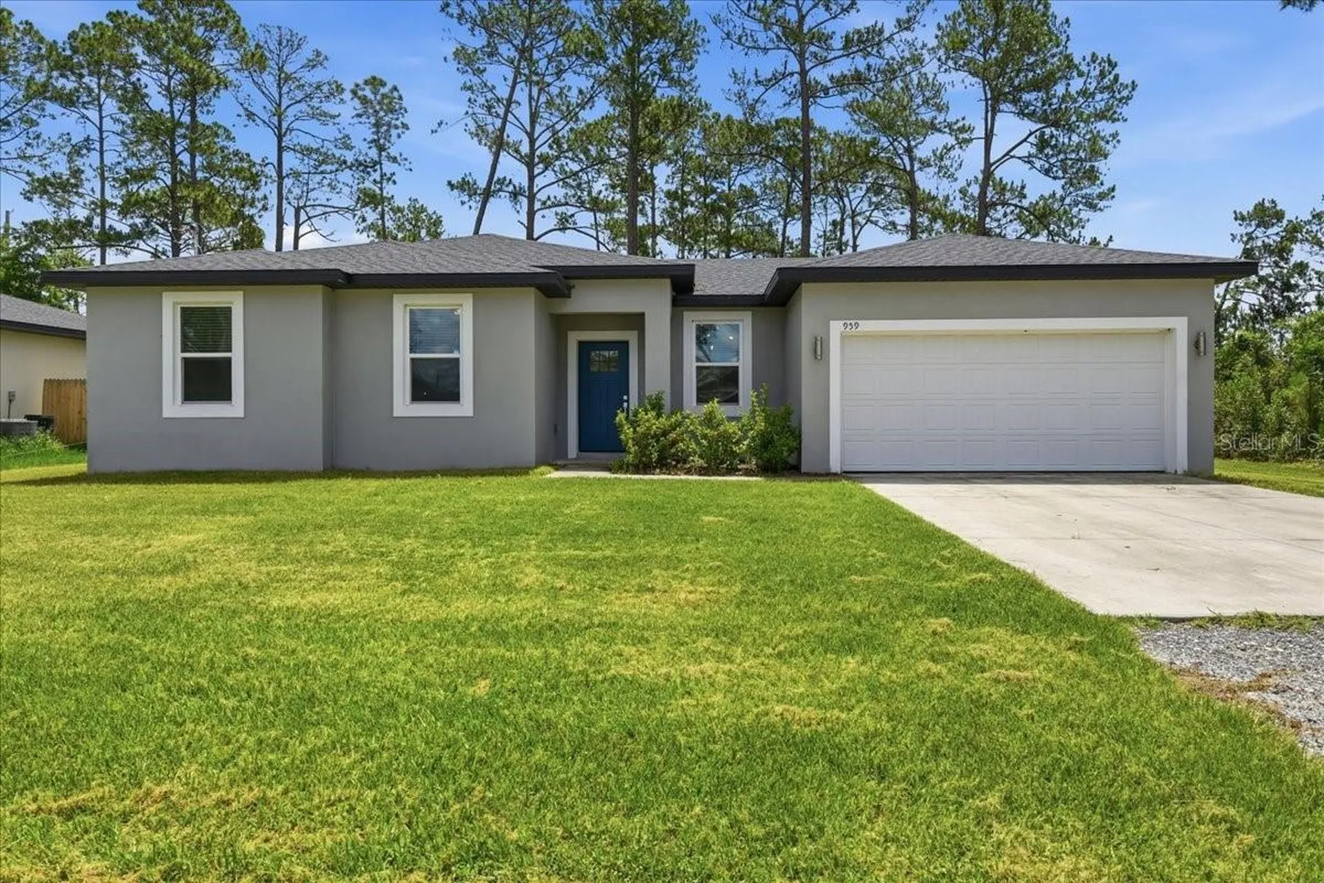 959 11th Avenue Deland FL 32724