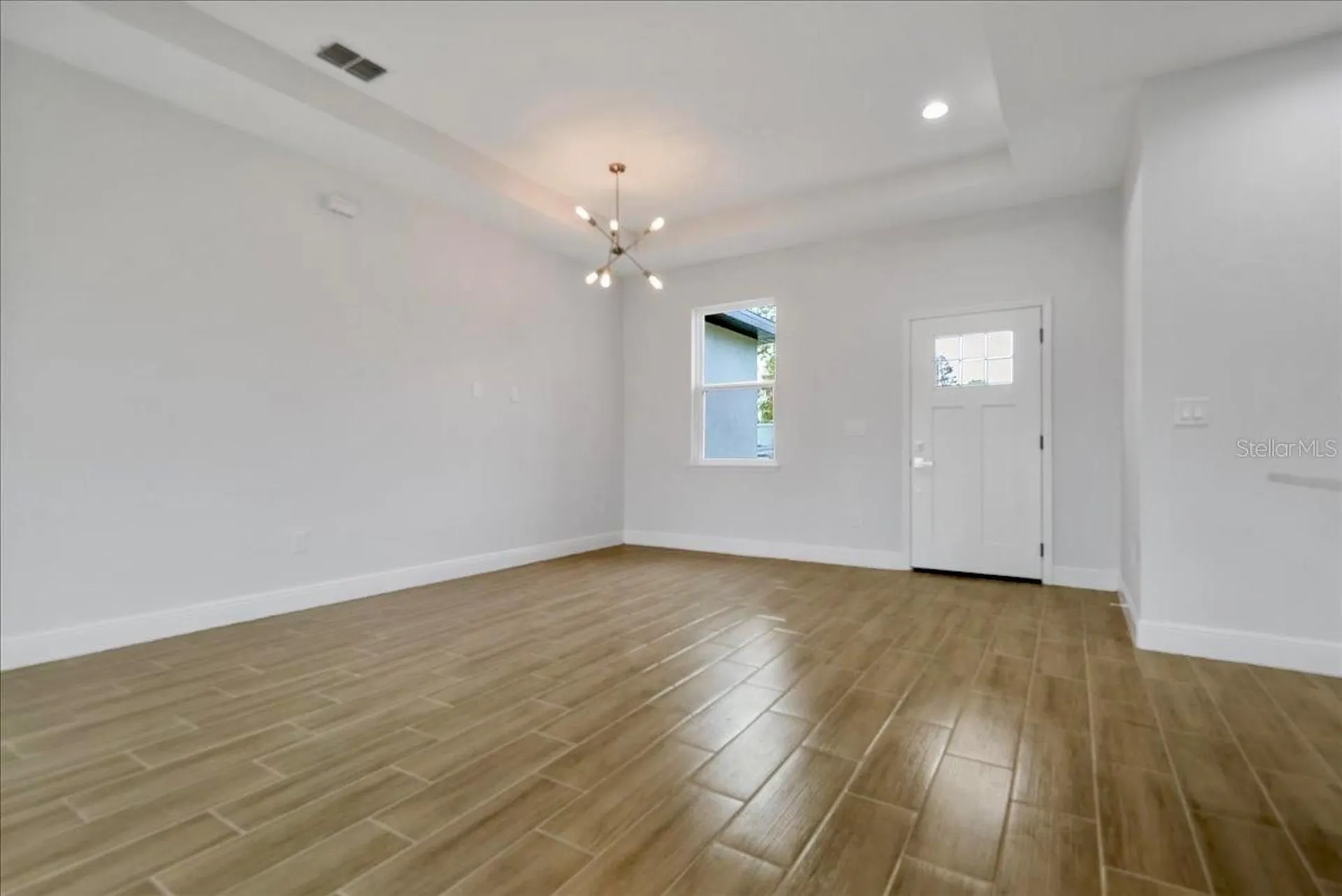 959 11th Avenue Deland FL 32724