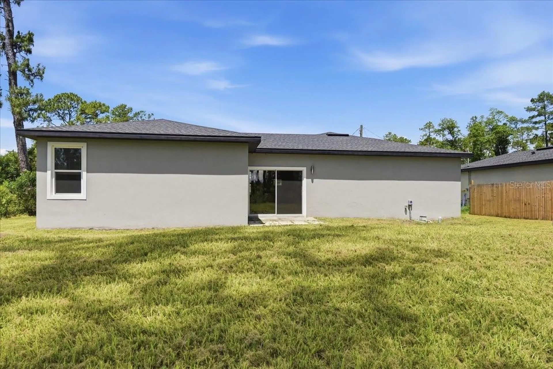 959 11th Avenue Deland FL 32724