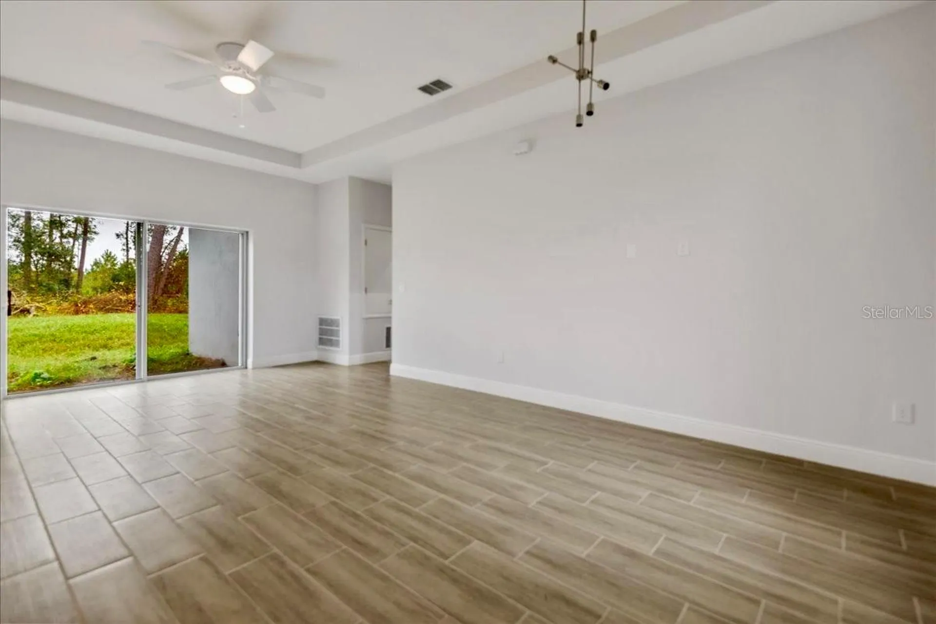 959 11th Avenue Deland FL 32724