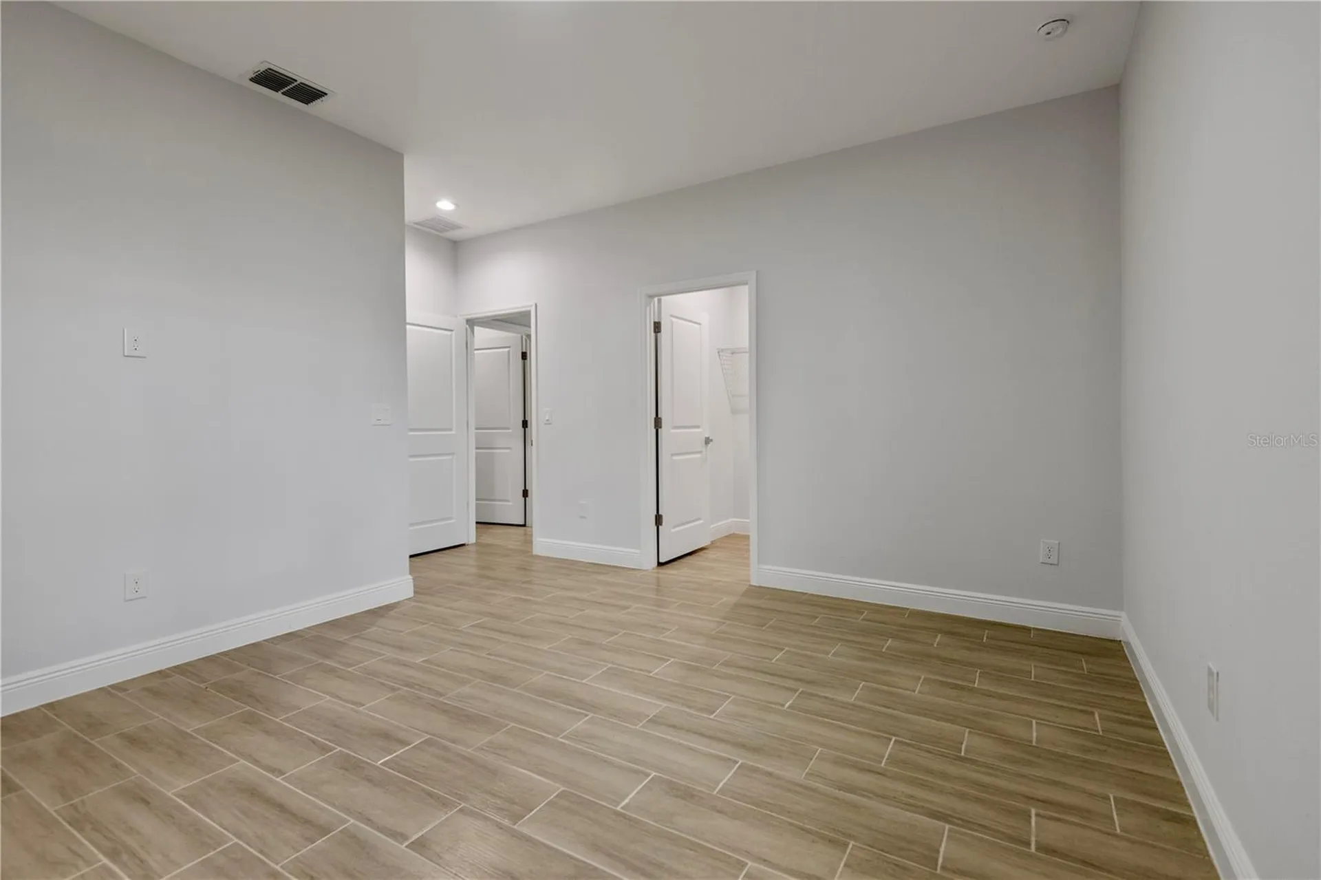959 11th Avenue Deland FL 32724