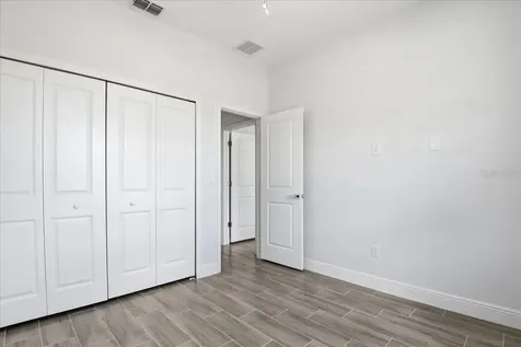 959 11th Avenue Deland FL 32724