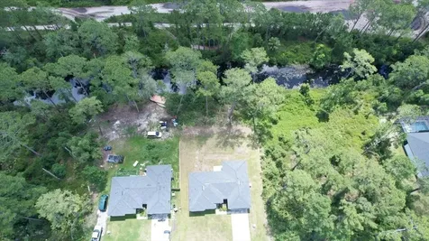 959 11th Avenue Deland FL 32724