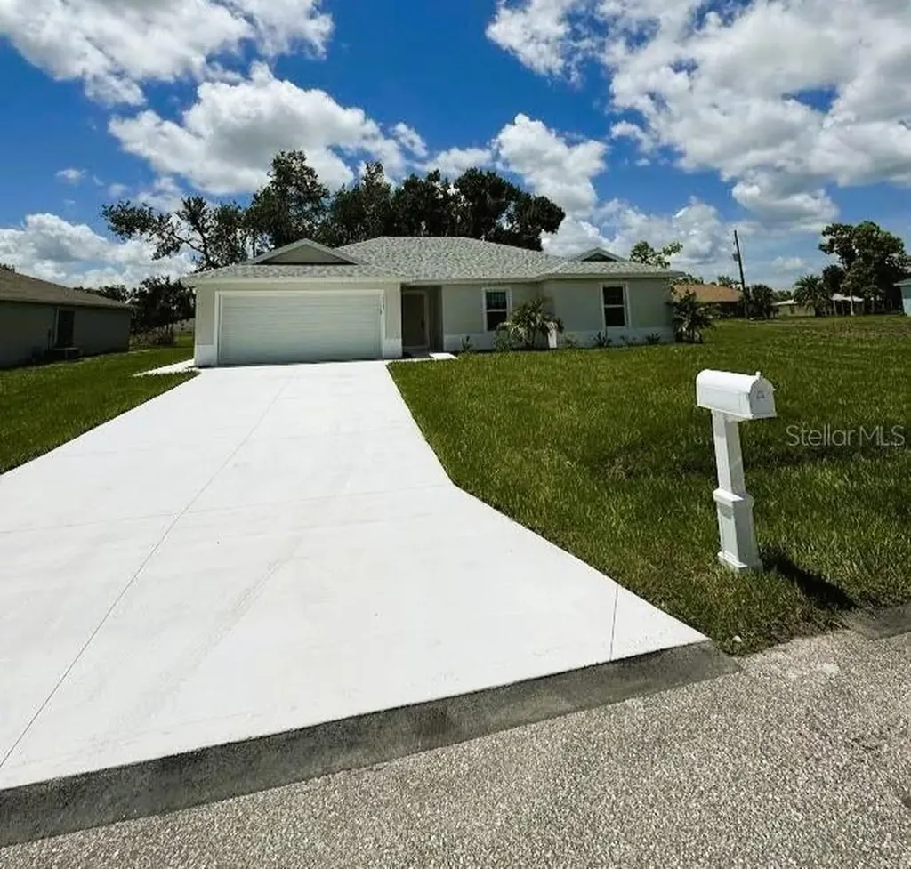 331 NW 7th Place Cape Coral FL 33993