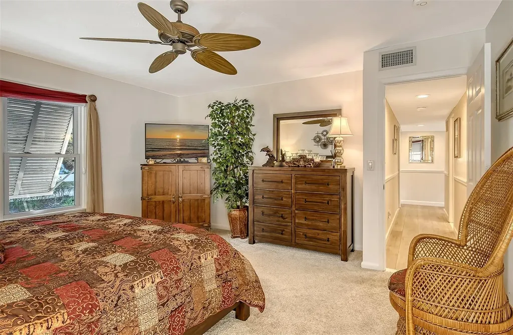 6047 E Peppertree Way Sarasota FL 34242