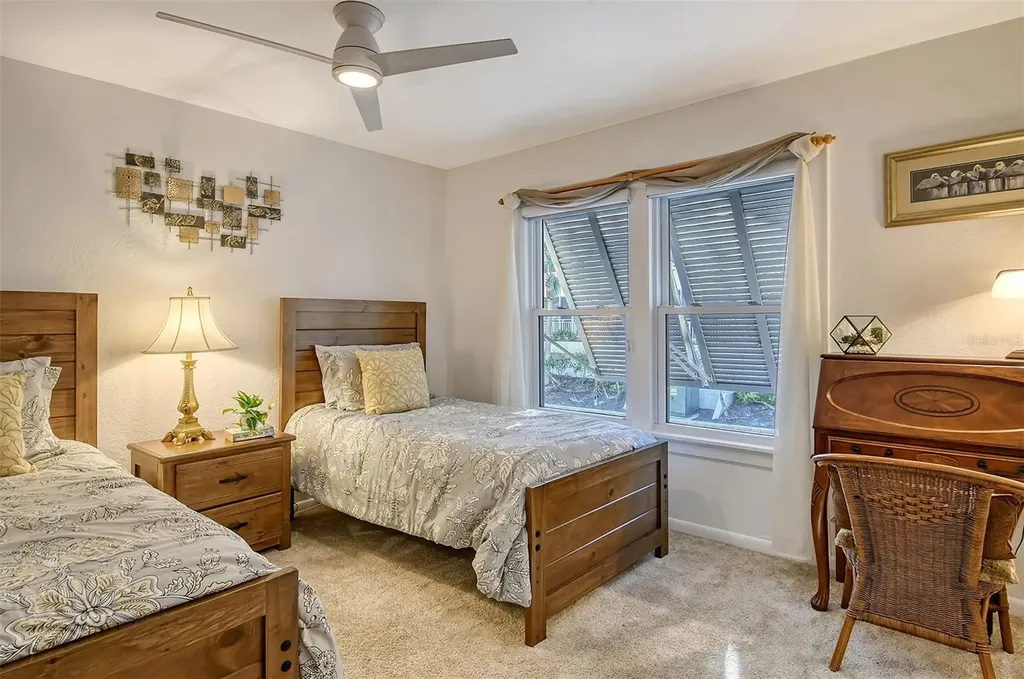 6047 E Peppertree Way Sarasota FL 34242