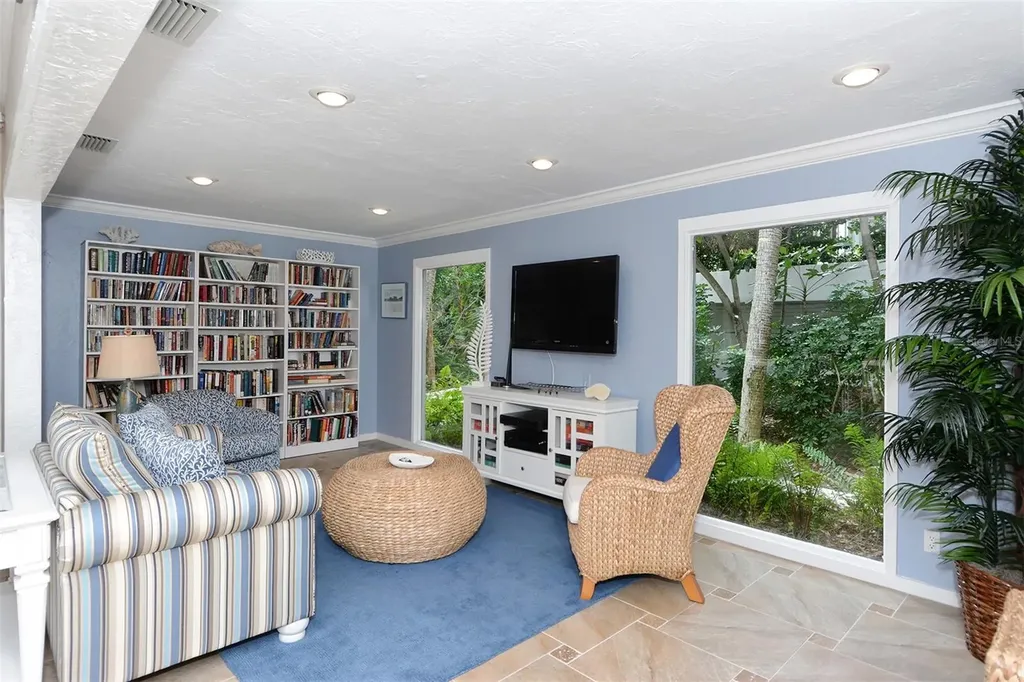 6047 E Peppertree Way Sarasota FL 34242