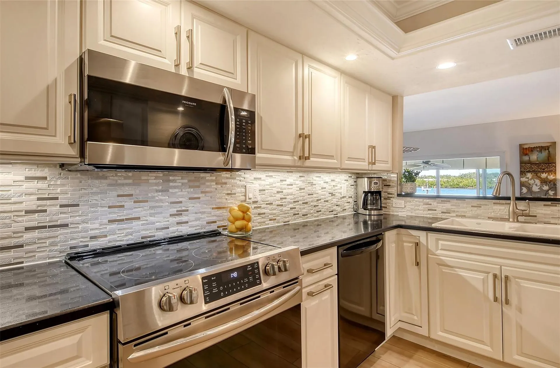 6047 E Peppertree Way Sarasota FL 34242