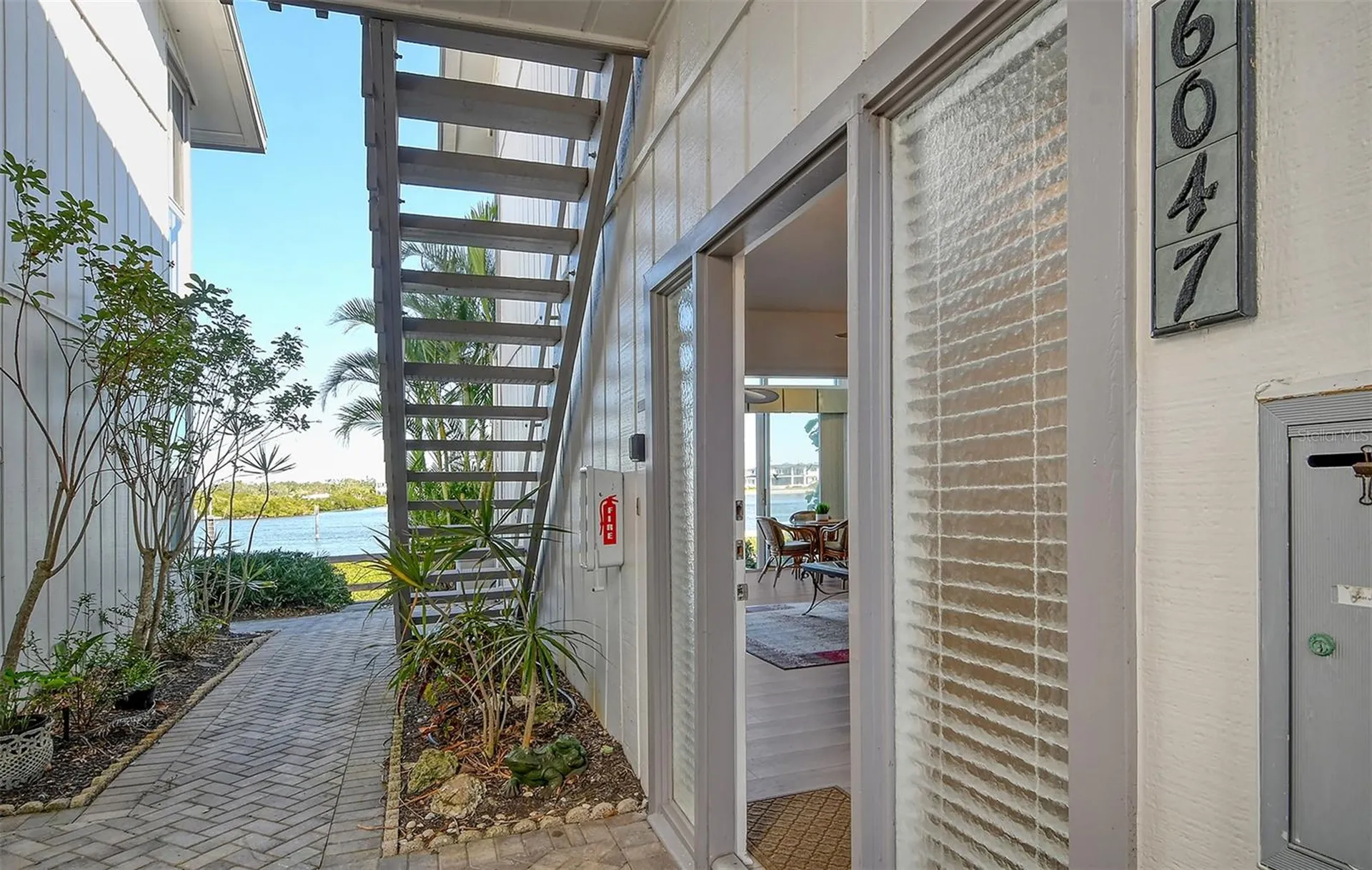 6047 E Peppertree Way Sarasota FL 34242