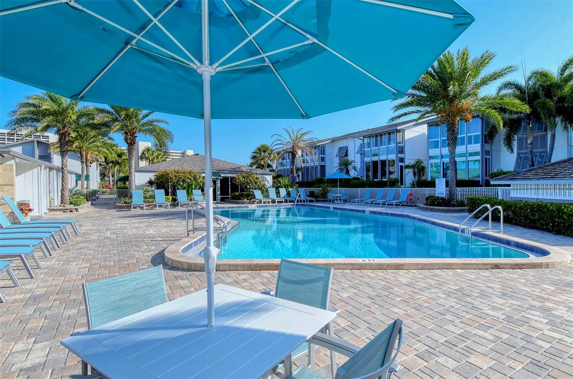 6047 E Peppertree Way Sarasota FL 34242