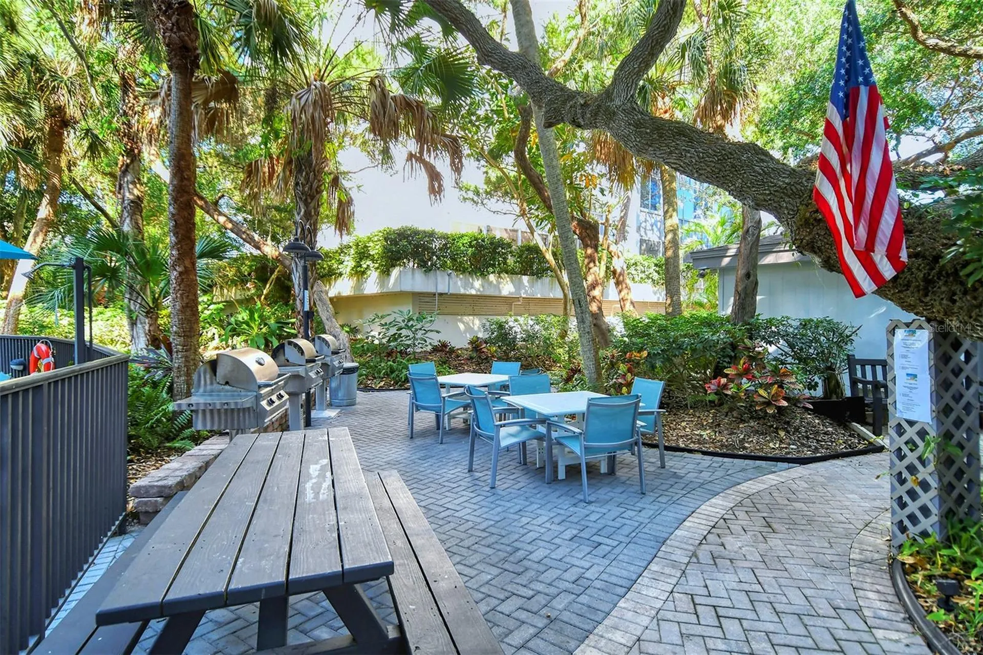 6047 E Peppertree Way Sarasota FL 34242