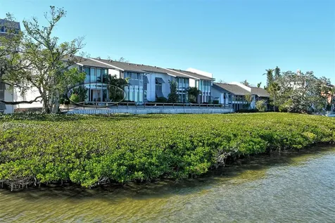 6047 E Peppertree Way Sarasota FL 34242
