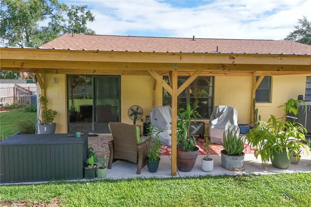 504 Ambassador Avenue Eustis FL 32726