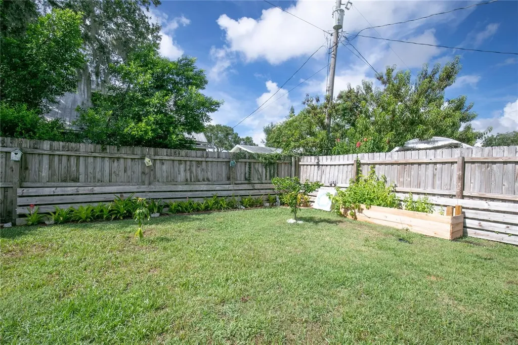 504 Ambassador Avenue Eustis FL 32726