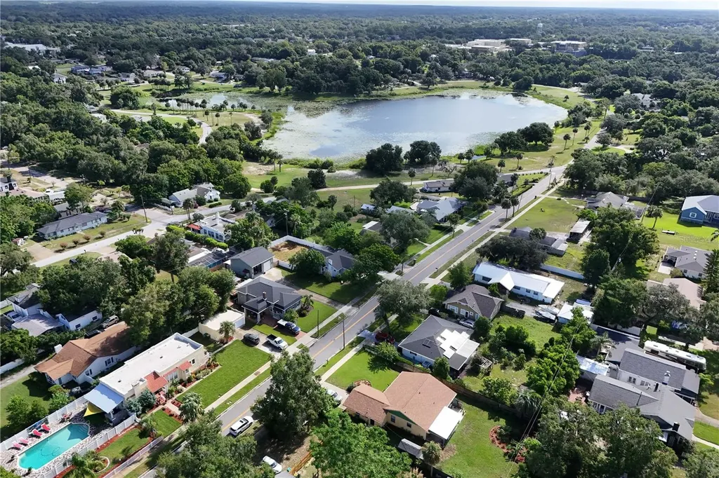 504 Ambassador Avenue Eustis FL 32726