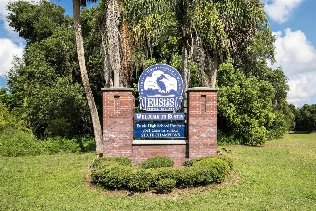 504 Ambassador Avenue Eustis FL 32726