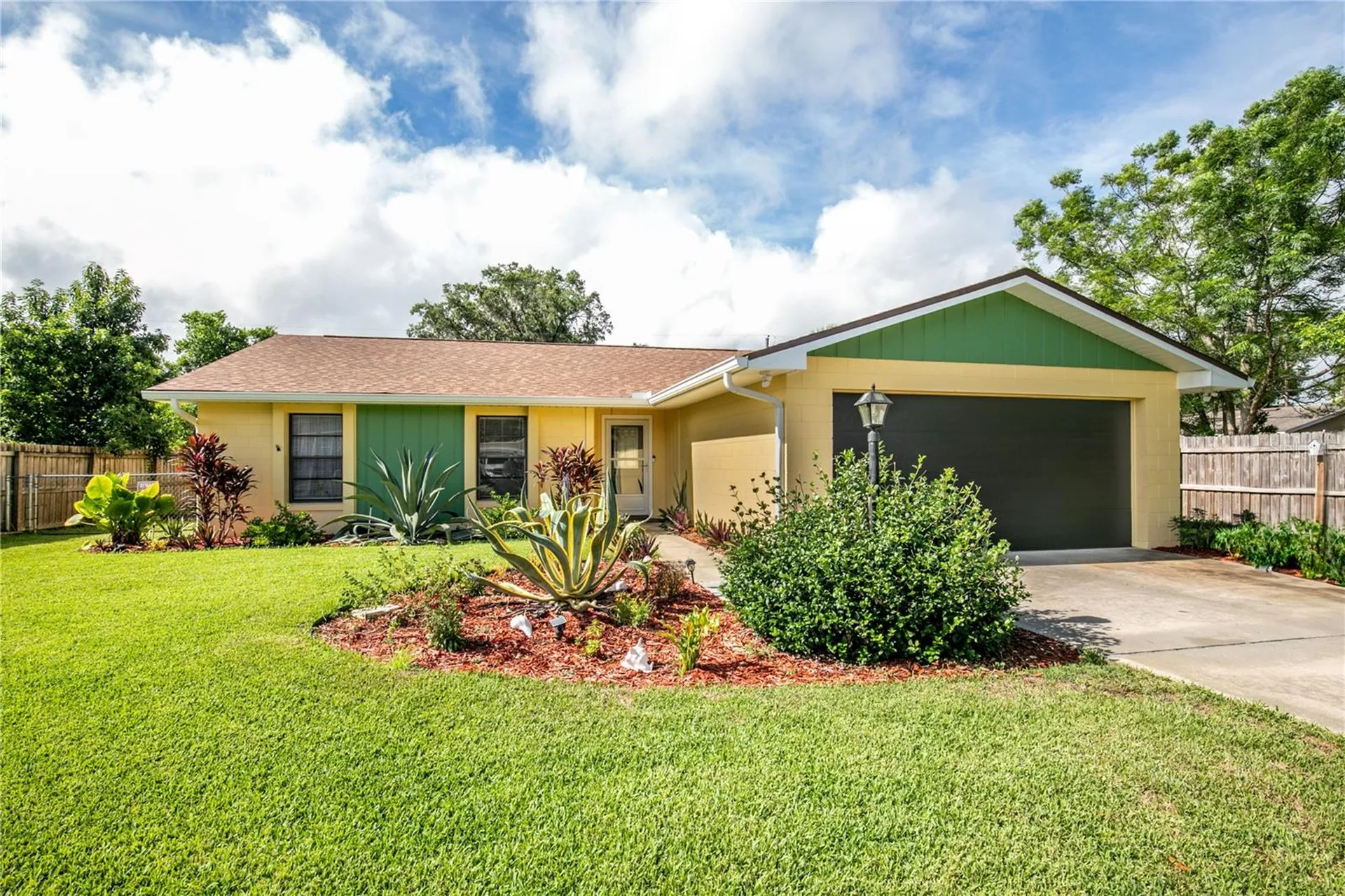 504 Ambassador Avenue Eustis FL 32726
