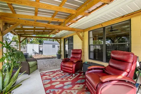 504 Ambassador Avenue Eustis FL 32726