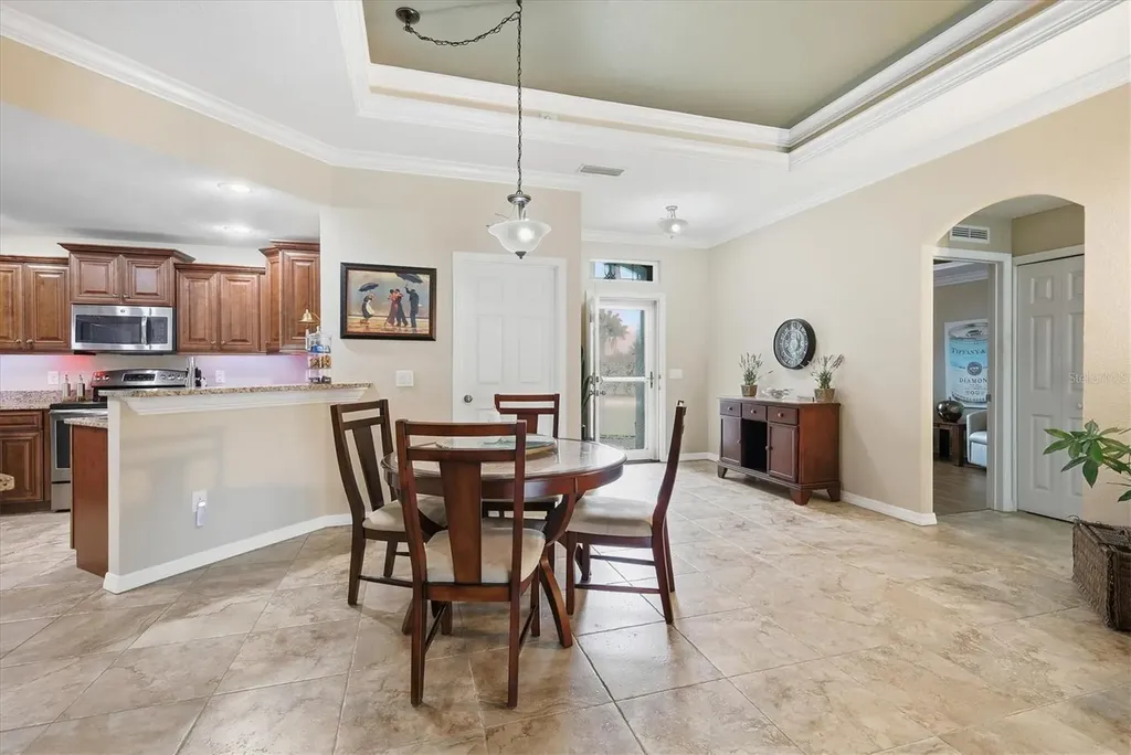 12710 SW Lake Side Drive Lake Suzy FL 34269