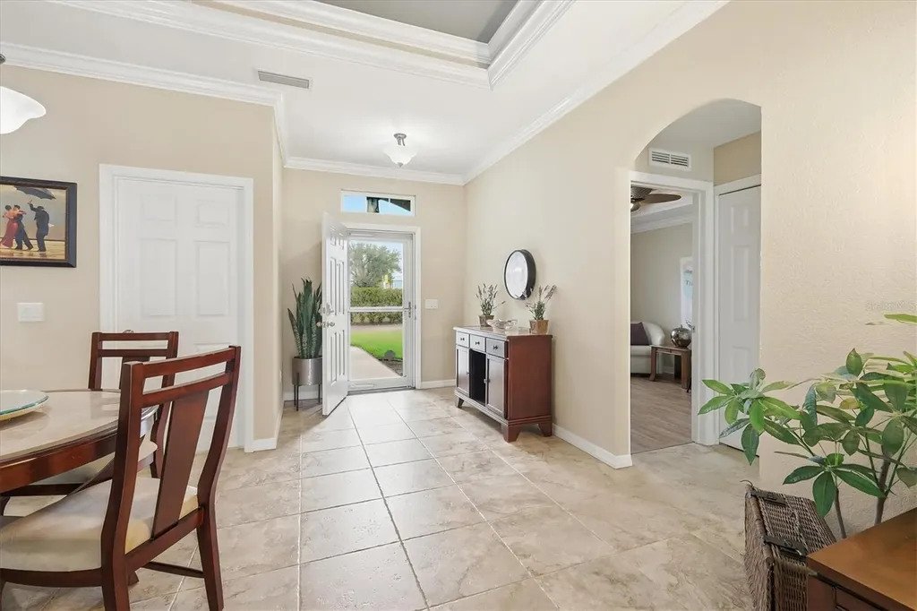 12710 SW Lake Side Drive Lake Suzy FL 34269