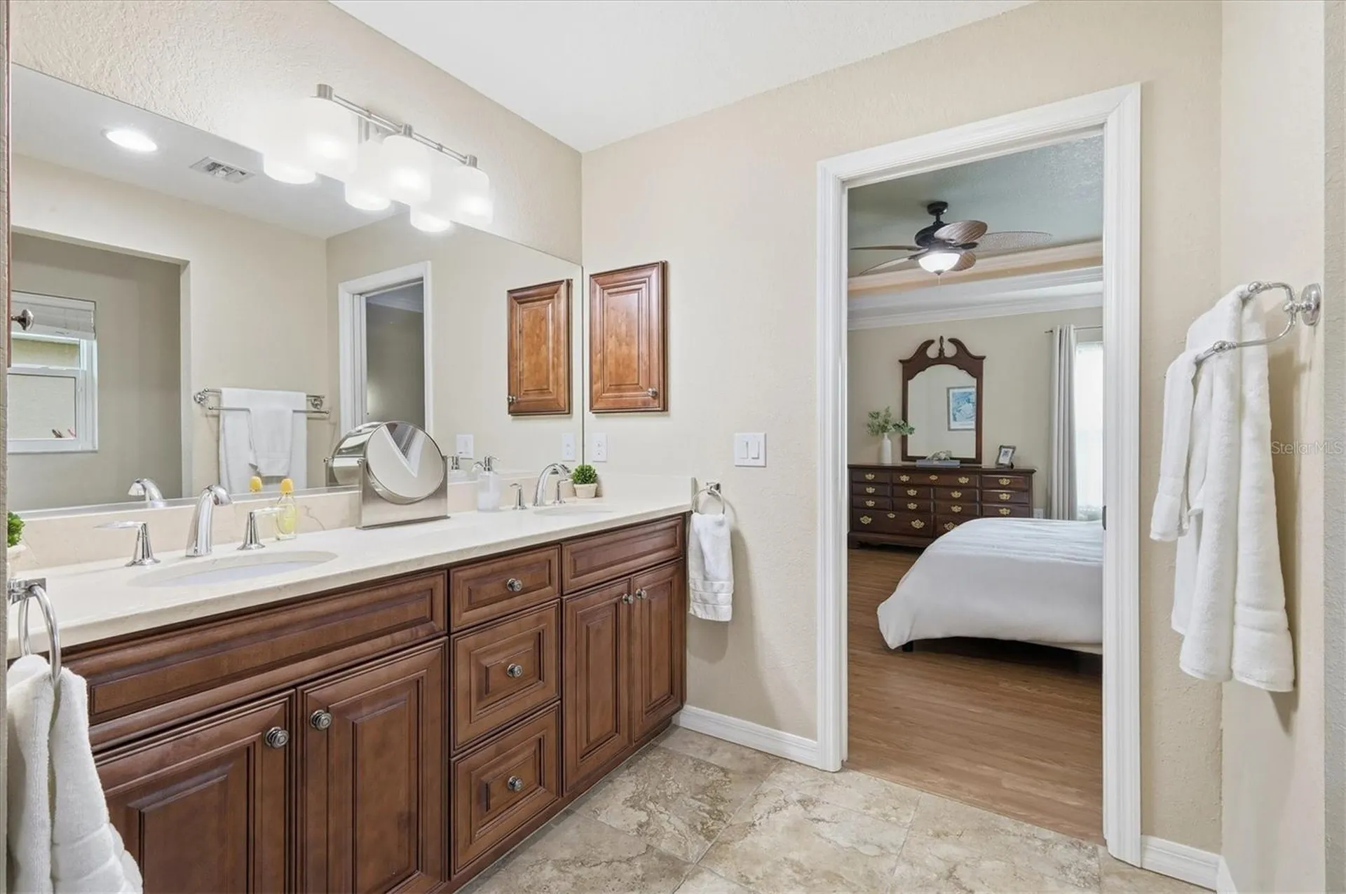12710 SW Lake Side Drive Lake Suzy FL 34269