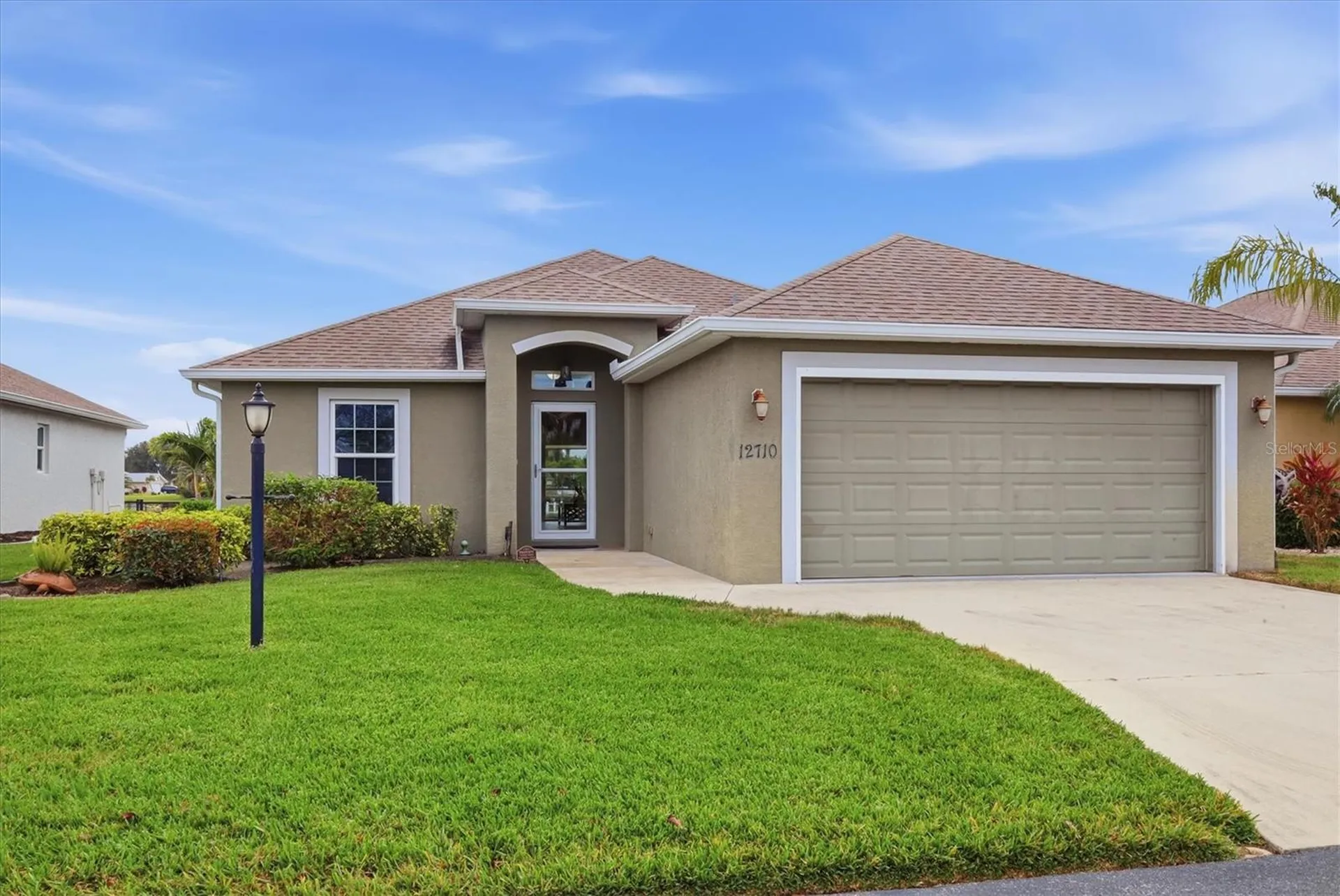 12710 SW Lake Side Drive Lake Suzy FL 34269