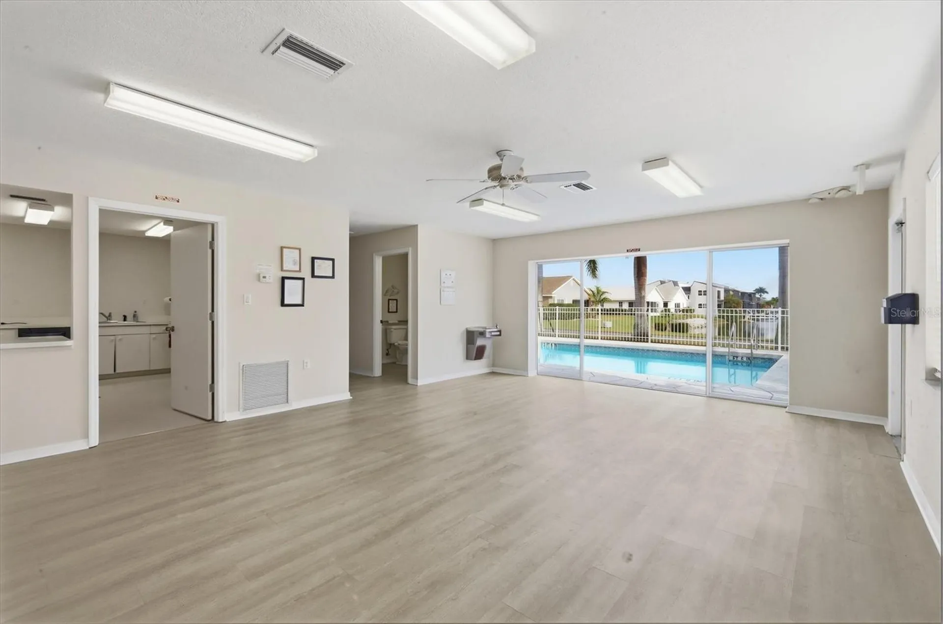 12710 SW Lake Side Drive Lake Suzy FL 34269