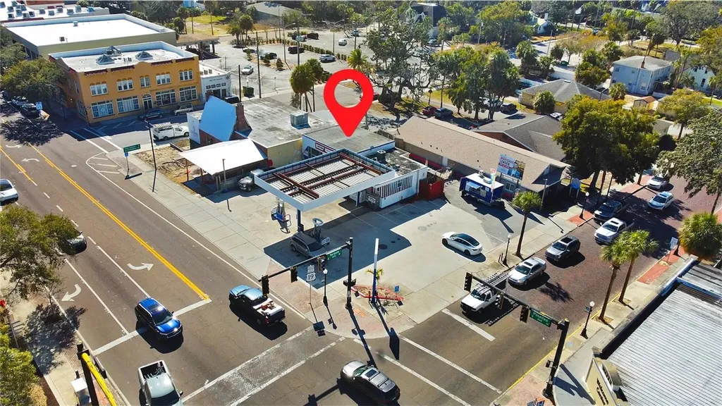 4 S Pinellas Avenue Tarpon Springs FL 34689
