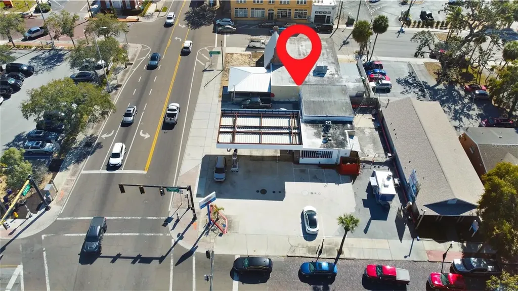 4 S Pinellas Avenue Tarpon Springs FL 34689