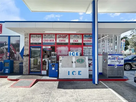 4 S Pinellas Avenue Tarpon Springs FL 34689