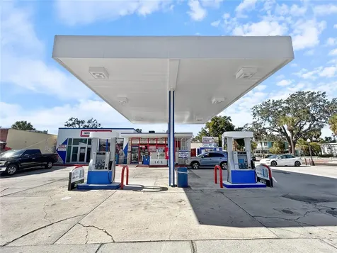 4 S Pinellas Avenue Tarpon Springs FL 34689