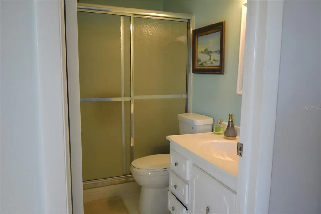 121 Fernwood Circle Seminole FL 33777