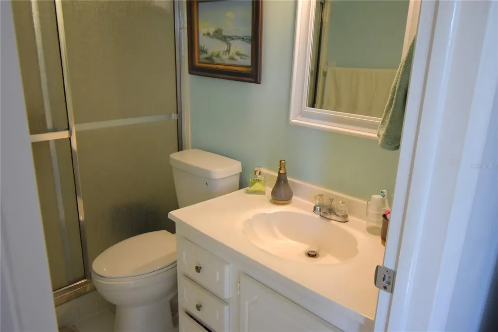 121 Fernwood Circle Seminole FL 33777