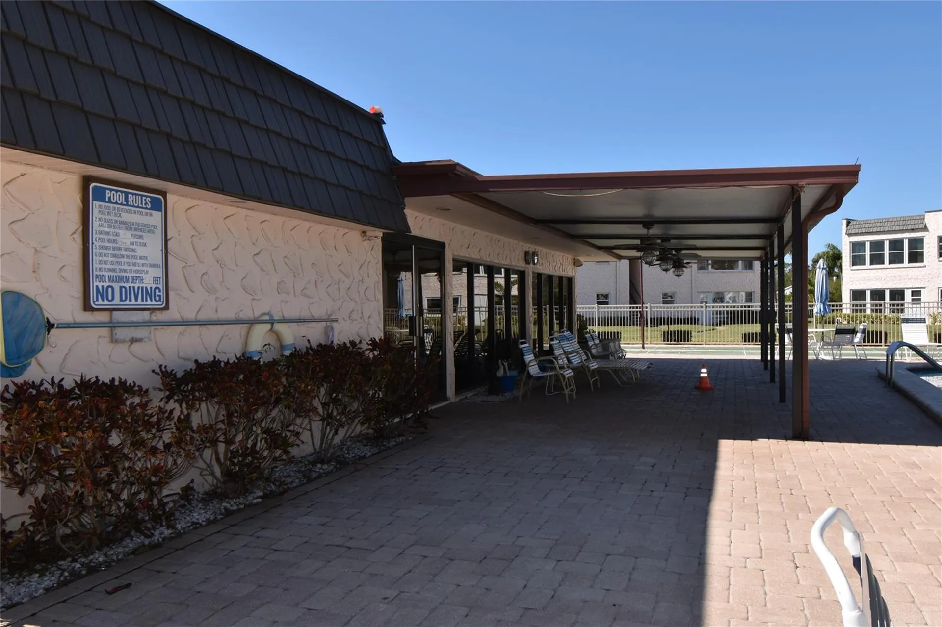 121 Fernwood Circle Seminole FL 33777