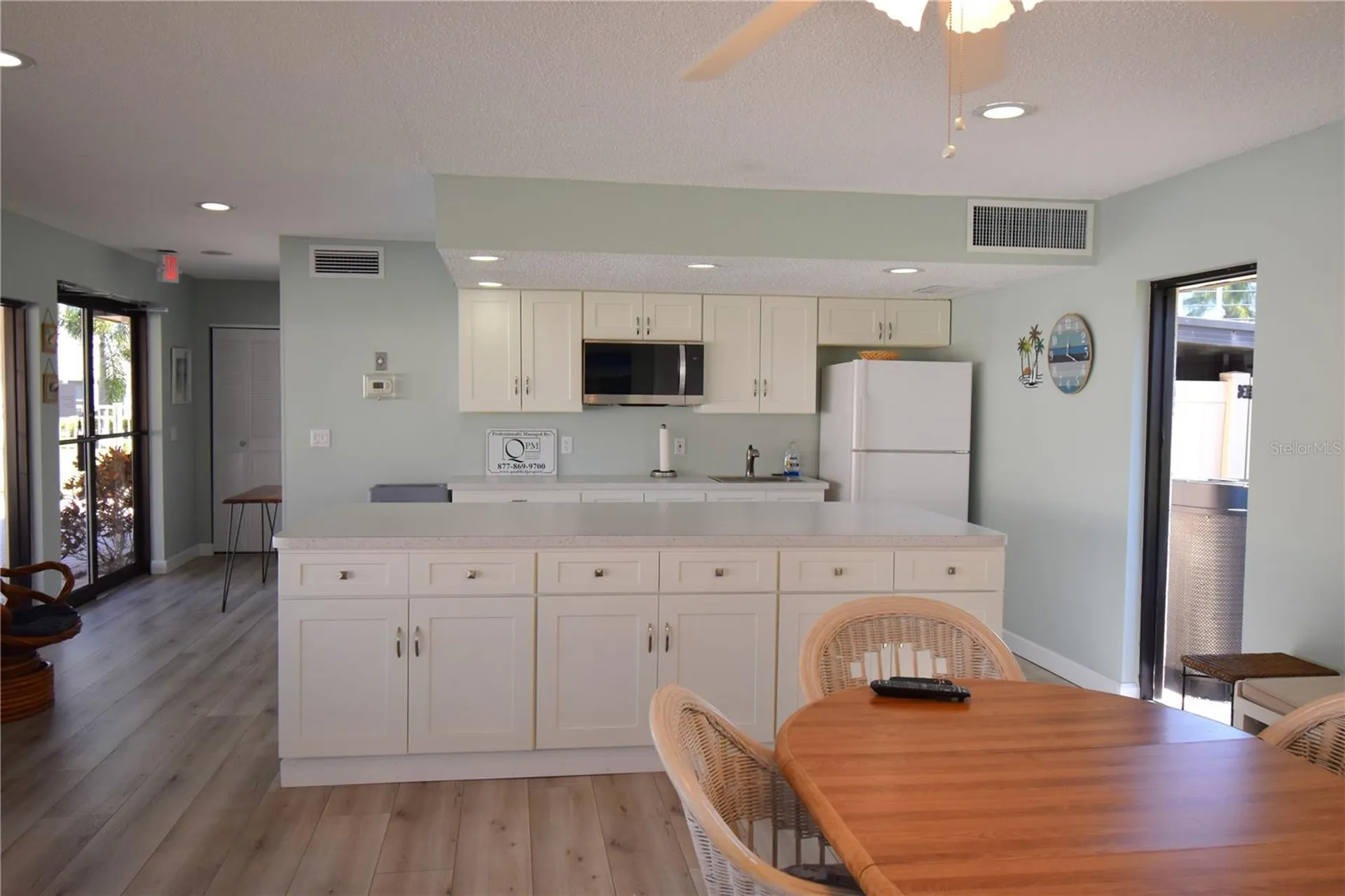 121 Fernwood Circle Seminole FL 33777