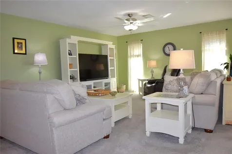 121 Fernwood Circle Seminole FL 33777