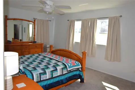121 Fernwood Circle Seminole FL 33777