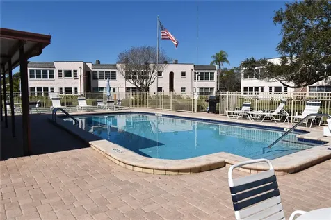 121 Fernwood Circle Seminole FL 33777