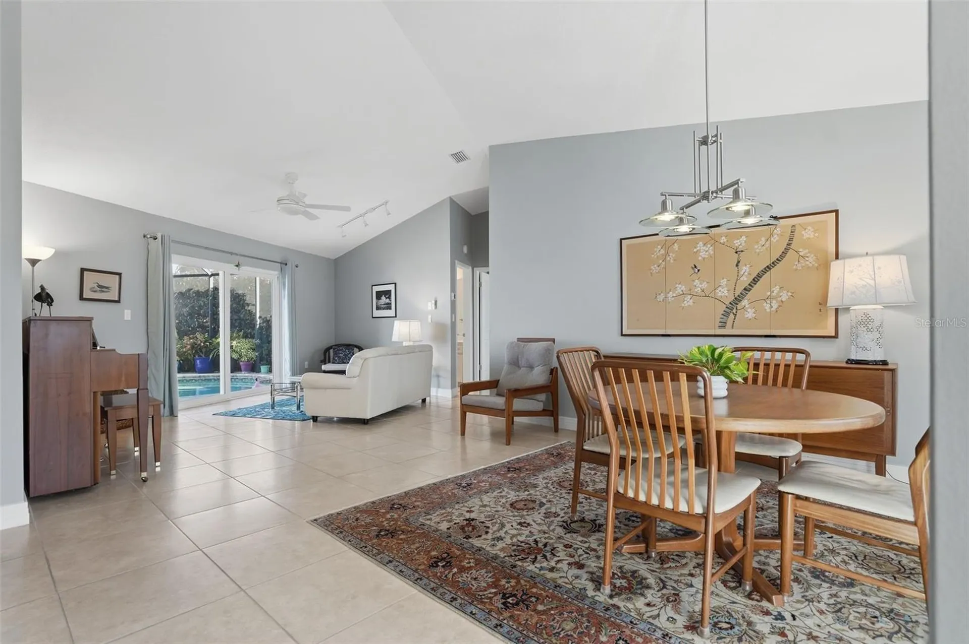 2316 S Shore Drive SE St Petersburg FL 33705