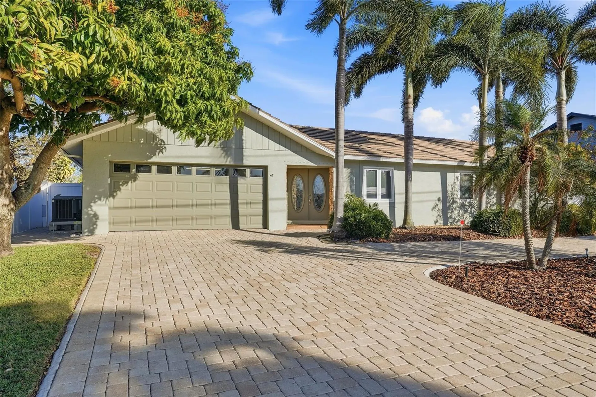2316 S Shore Drive SE St Petersburg FL 33705