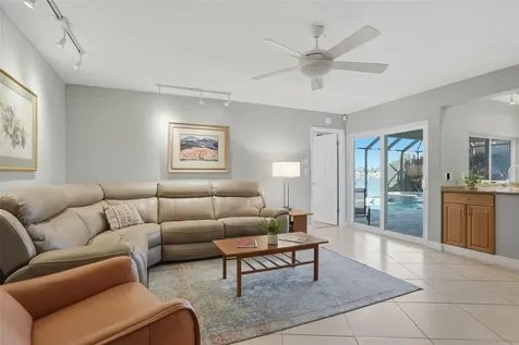 2316 S Shore Drive SE St Petersburg FL 33705