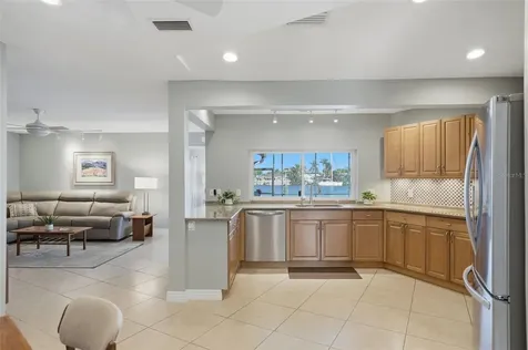 2316 S Shore Drive SE St Petersburg FL 33705