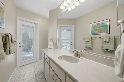 2316 S Shore Drive SE St Petersburg FL 33705