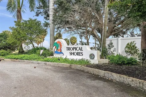 2316 S Shore Drive SE St Petersburg FL 33705