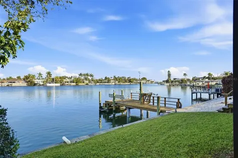 2316 S Shore Drive SE St Petersburg FL 33705